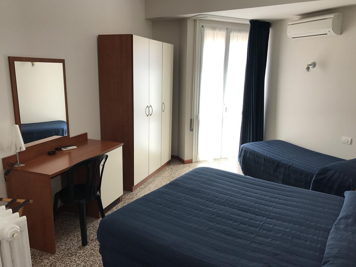 Hotel Turismo Europa Casal Borsetti Kültér fotó