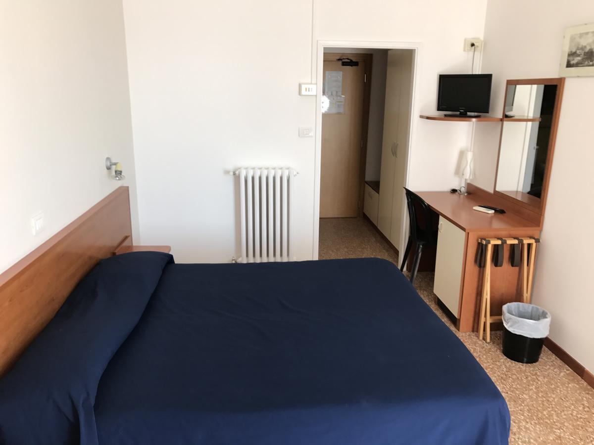 Hotel Turismo Europa Casal Borsetti Kültér fotó